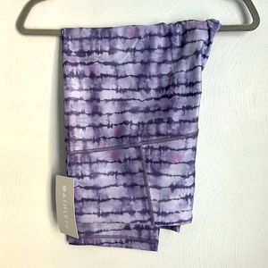 Athleta Elation Printed Capri Leggings